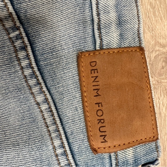 Aritzia Arlo High Rise Straight Jeans - Picture 7 of 8